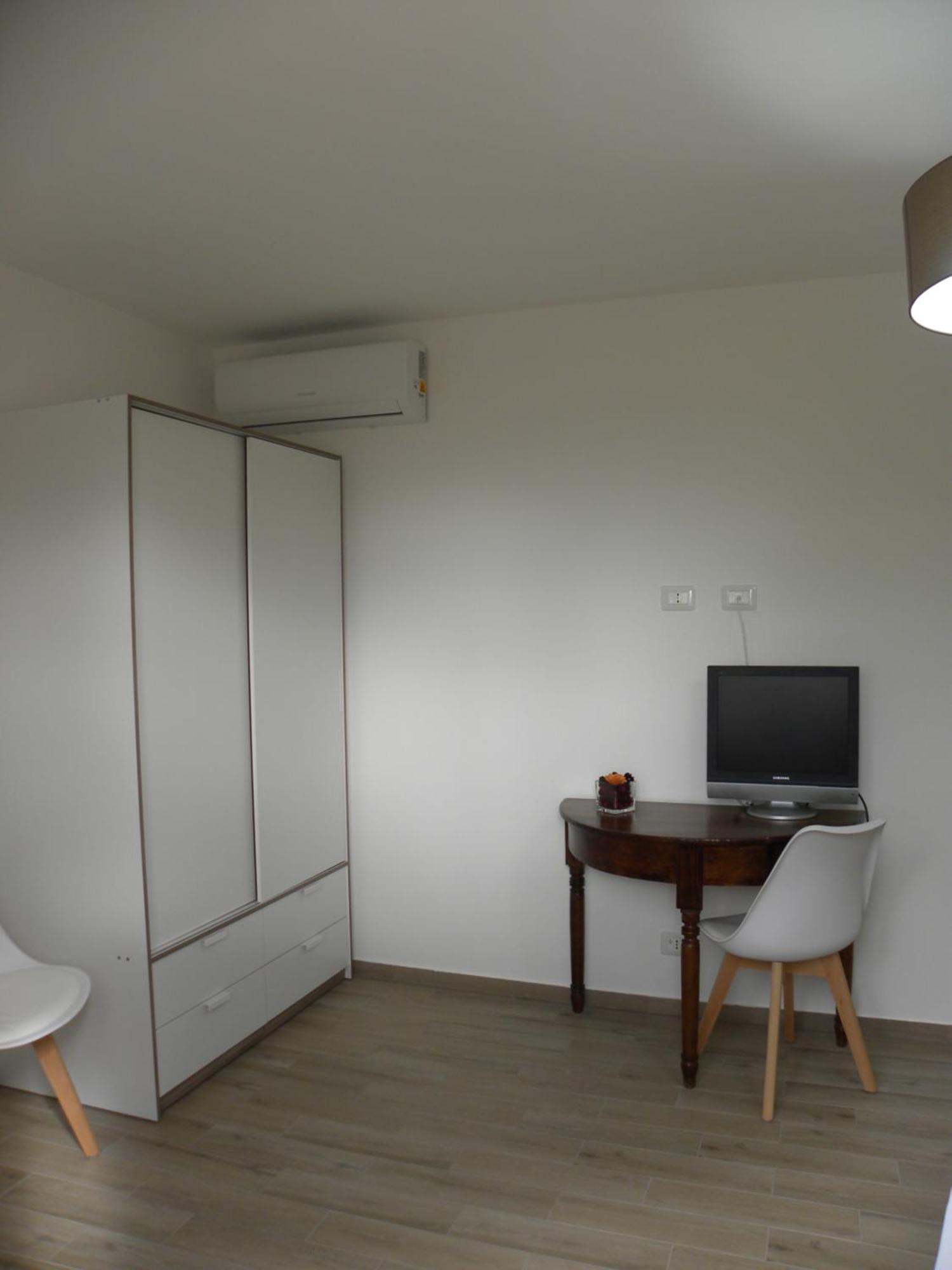Ibiscus Bed & Breakfast กัสเตลลัมมาเร เดล โกลโฟ ภายนอก รูปภาพ